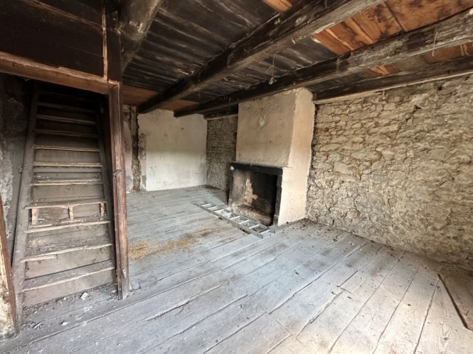 Image_, Maison, Pontaumur, ref :1895