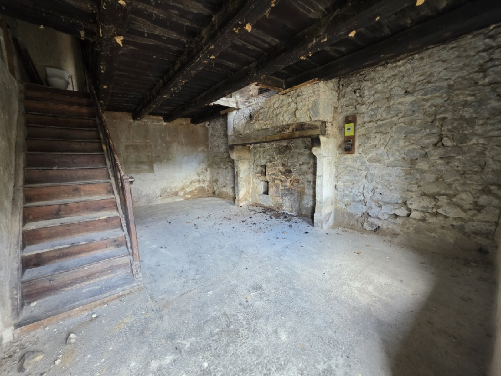 Image_, Maison, Pontaumur, ref :1895