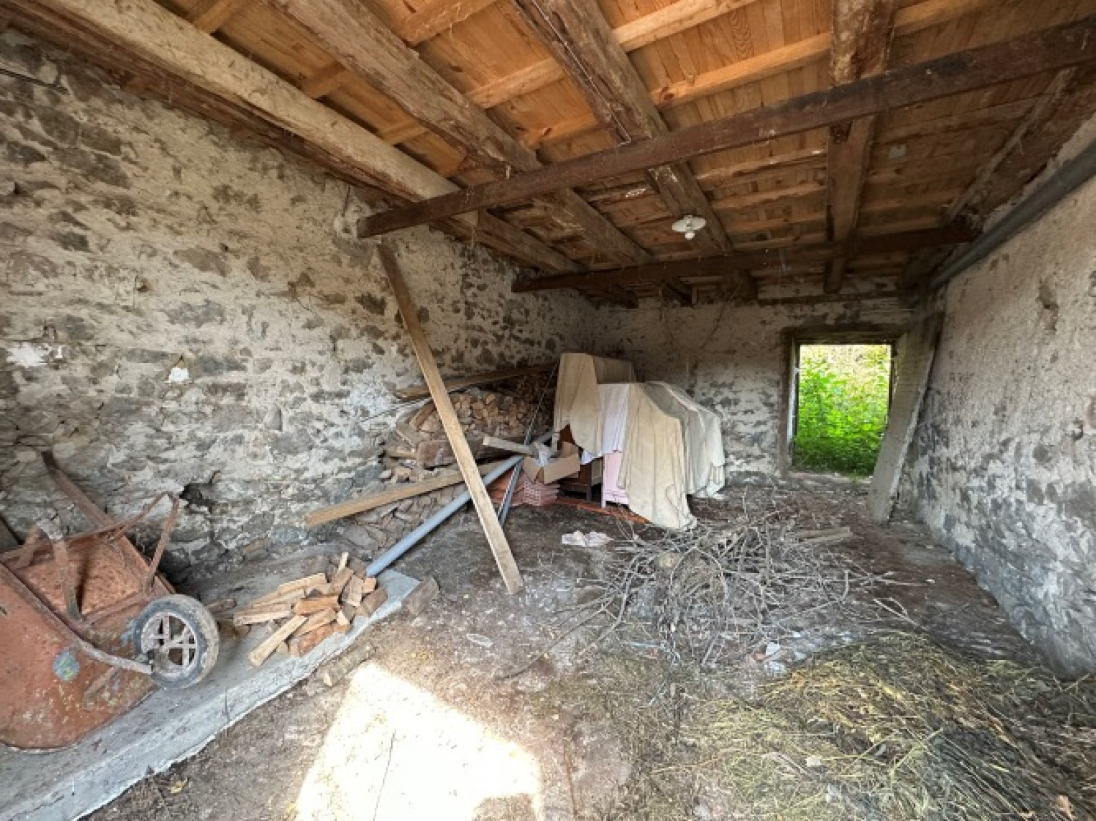 Image_, Maison, Pontaumur, ref :1895