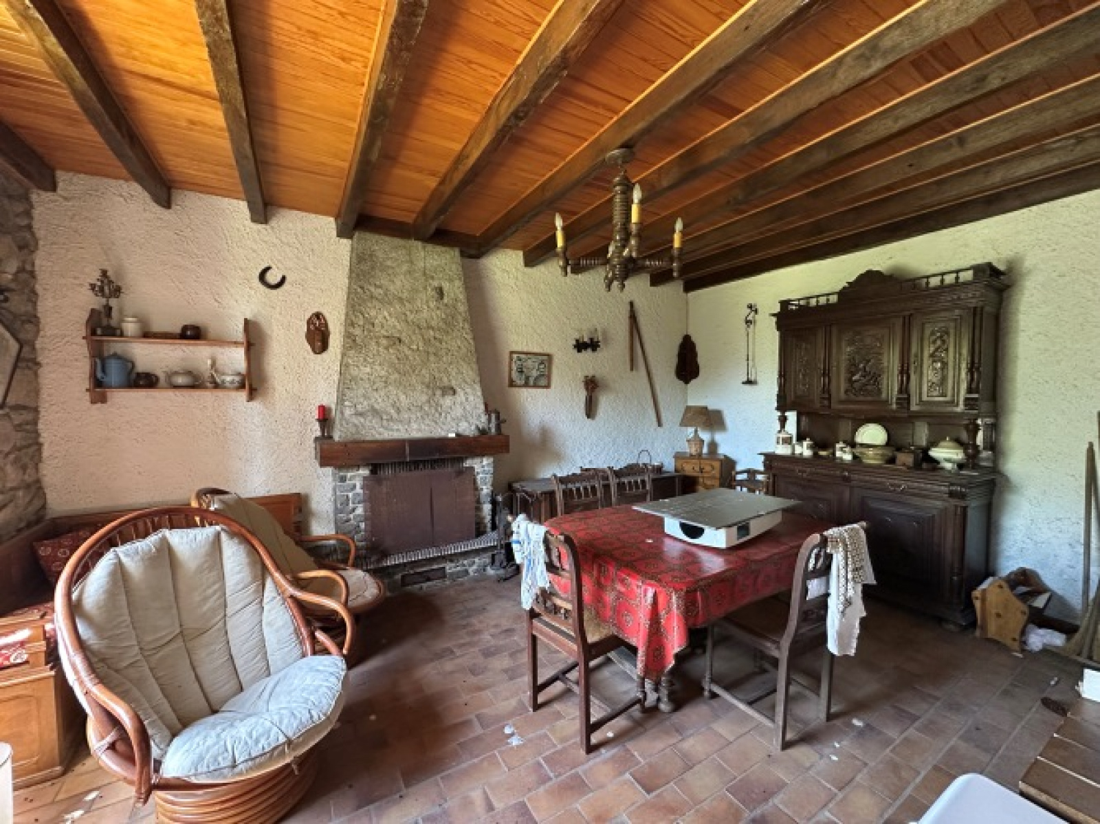 Image_, Maison, Sauret-Besserve, ref :1969