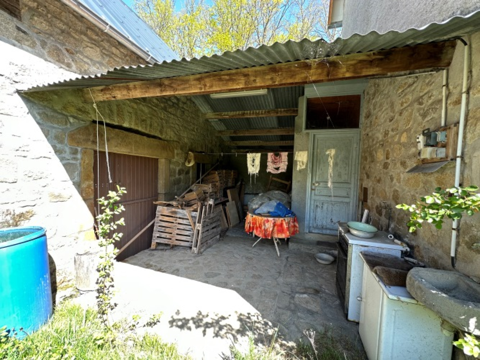 Image_, Maison, Sauret-Besserve, ref :1969