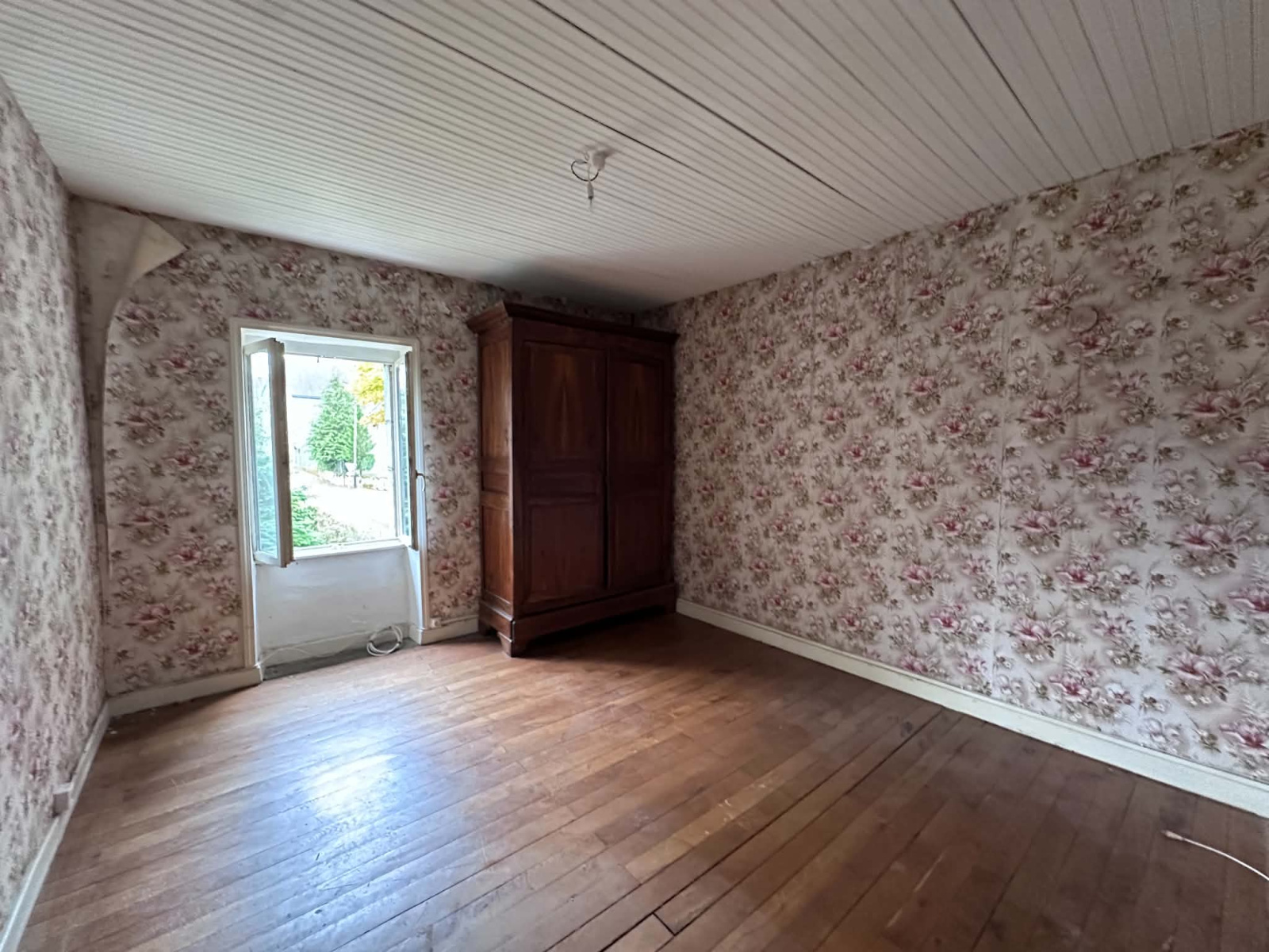 Image_, Maison, Charensat, ref :2036
